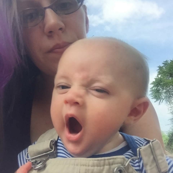 Meet your Posher, Anna - Picture 3 of 8